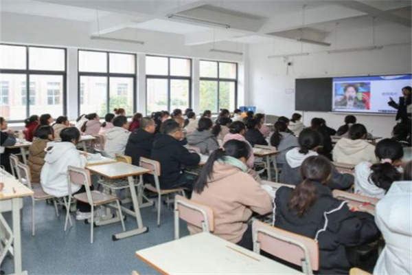 睿途教育 大手筆投資教育賽道，布局未來人才培養(yǎng)新藍(lán)海